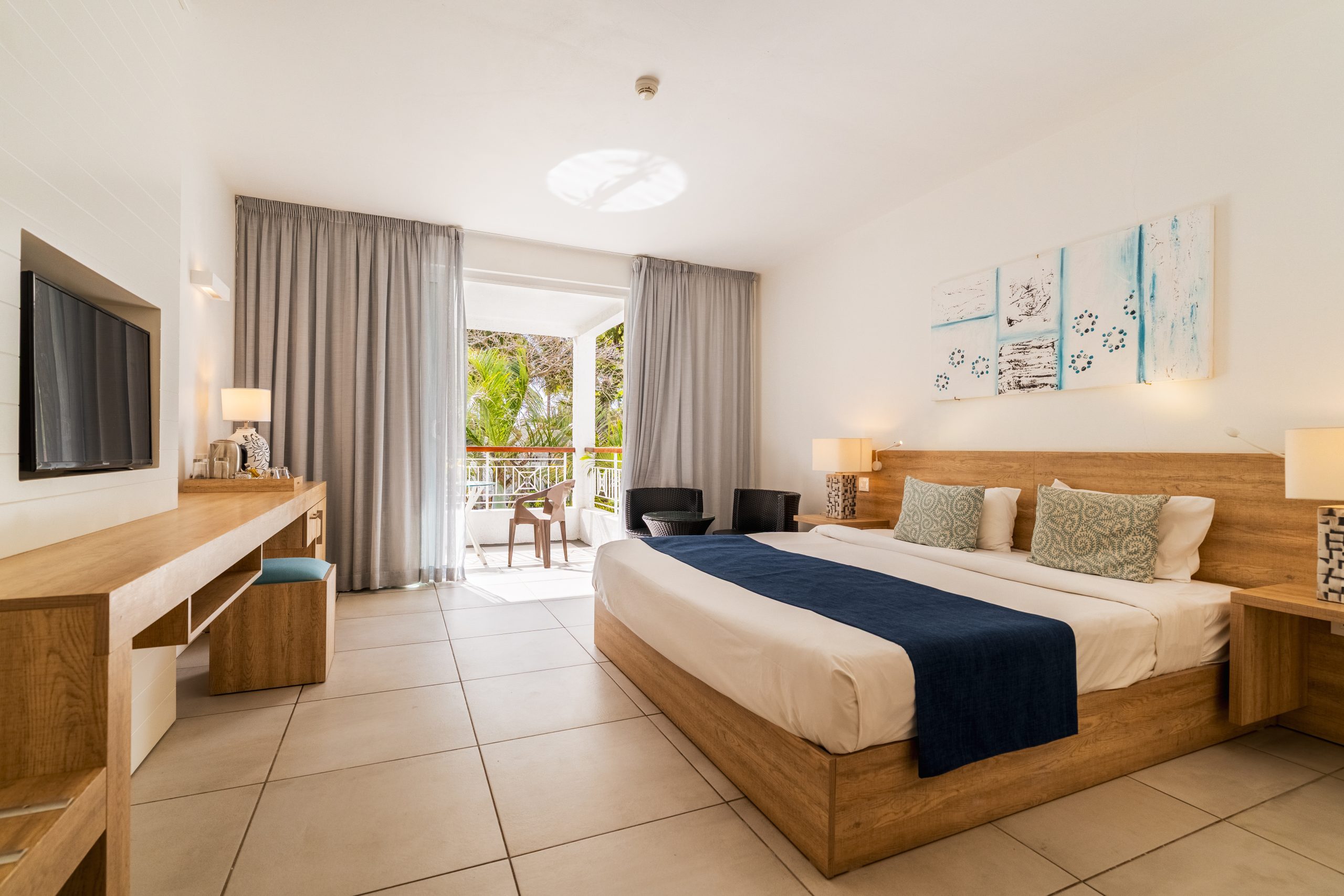 Privilege Garden Room